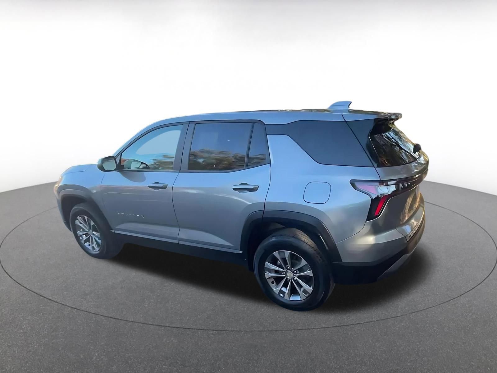 Thumbnail: 2025 Chevrolet Equinox - 10