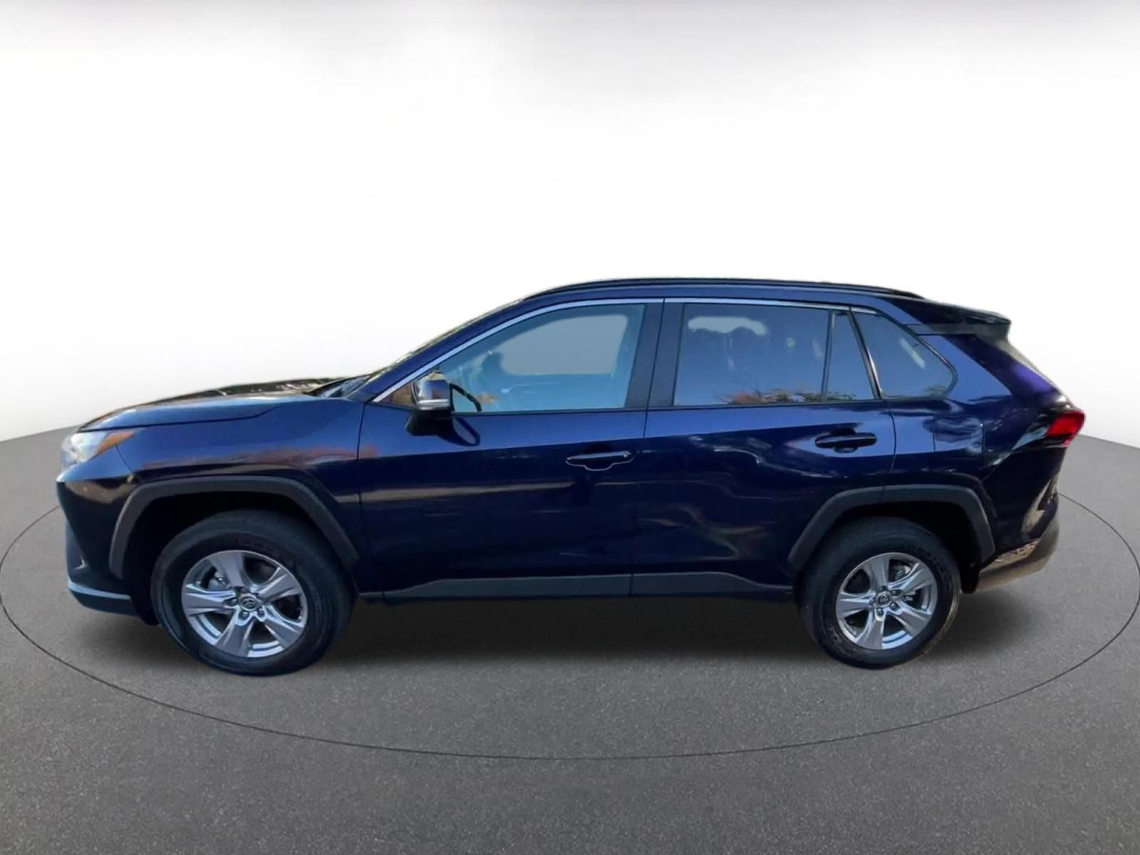 Thumbnail: 2025 Toyota RAV4 - 9