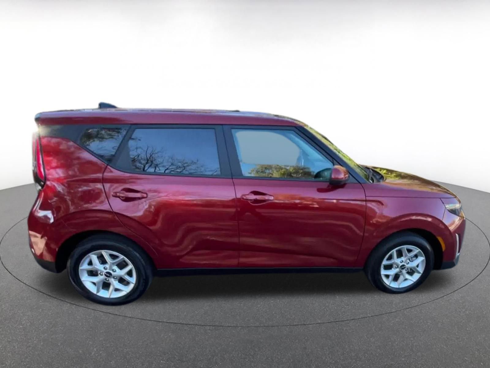 Thumbnail: 2025 Kia Soul - 16