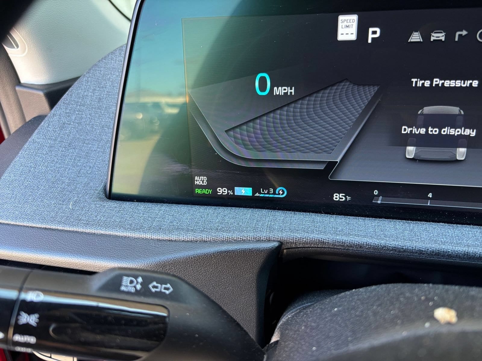 Thumbnail: 2023 Kia EV6 - 18
