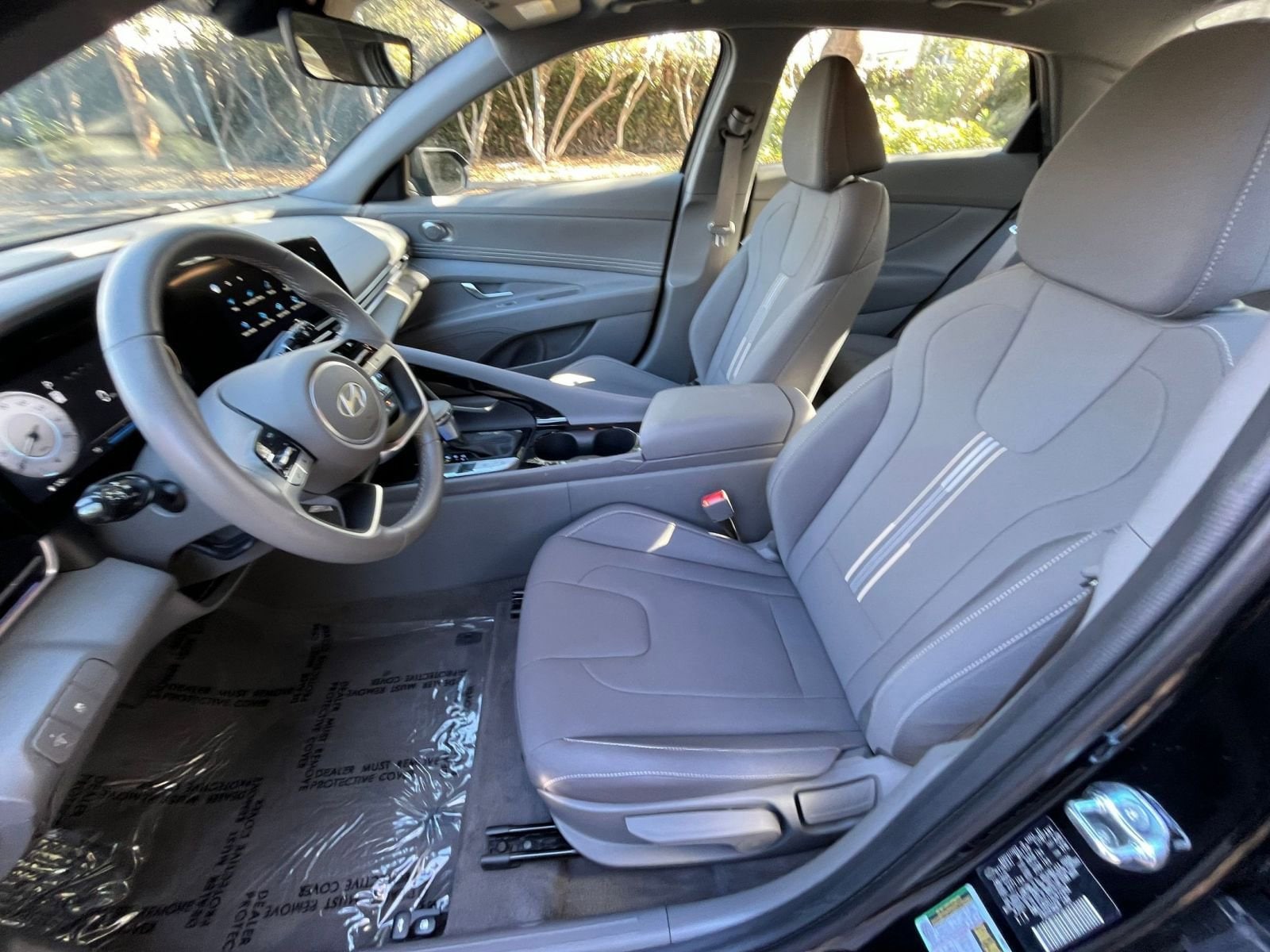 Thumbnail: 2025 Hyundai Elantra - 24