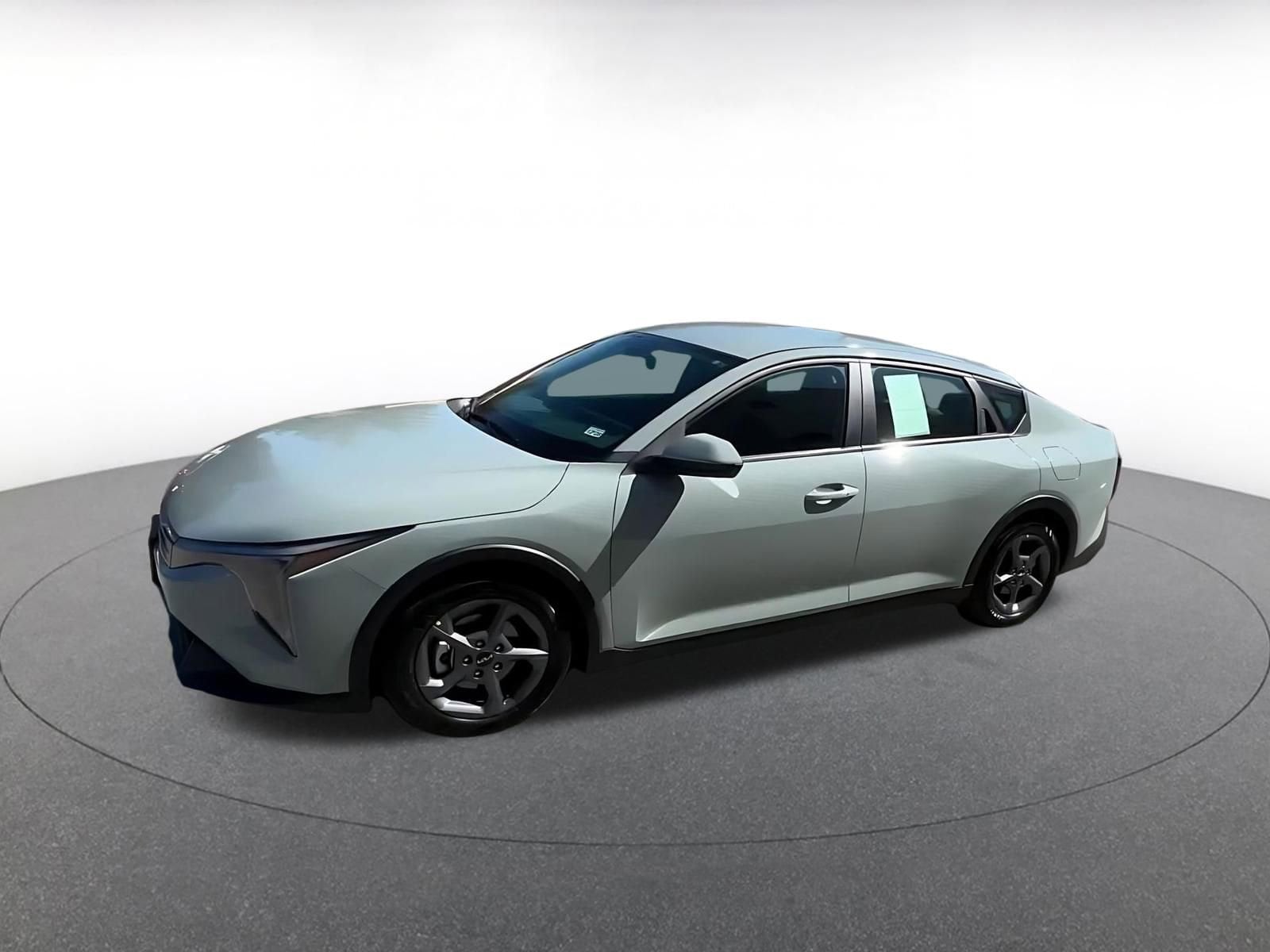 Thumbnail: 2025 Kia K4 - 8