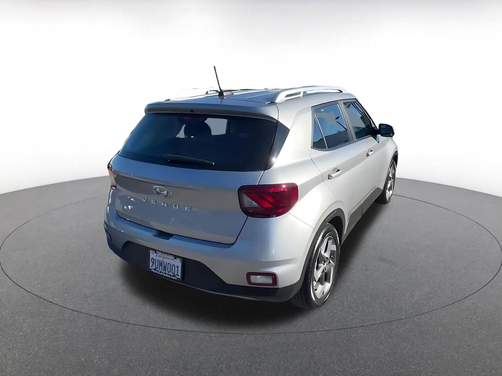 Thumbnail: 2025 Hyundai Venue - 15