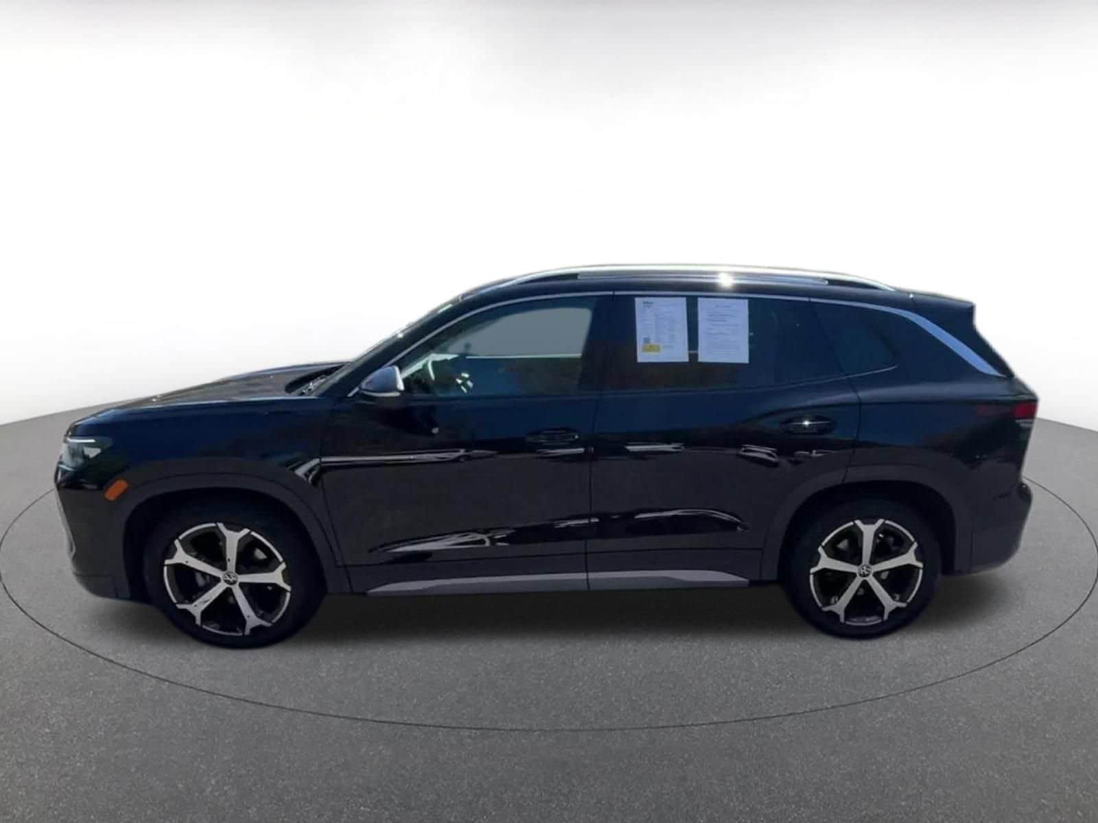 Thumbnail: 2026 Volkswagen Tiguan - 9