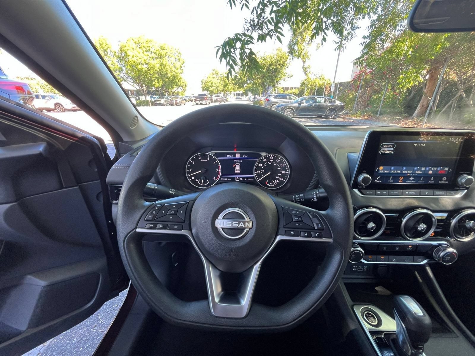 Thumbnail: 2025 Nissan Sentra - 32