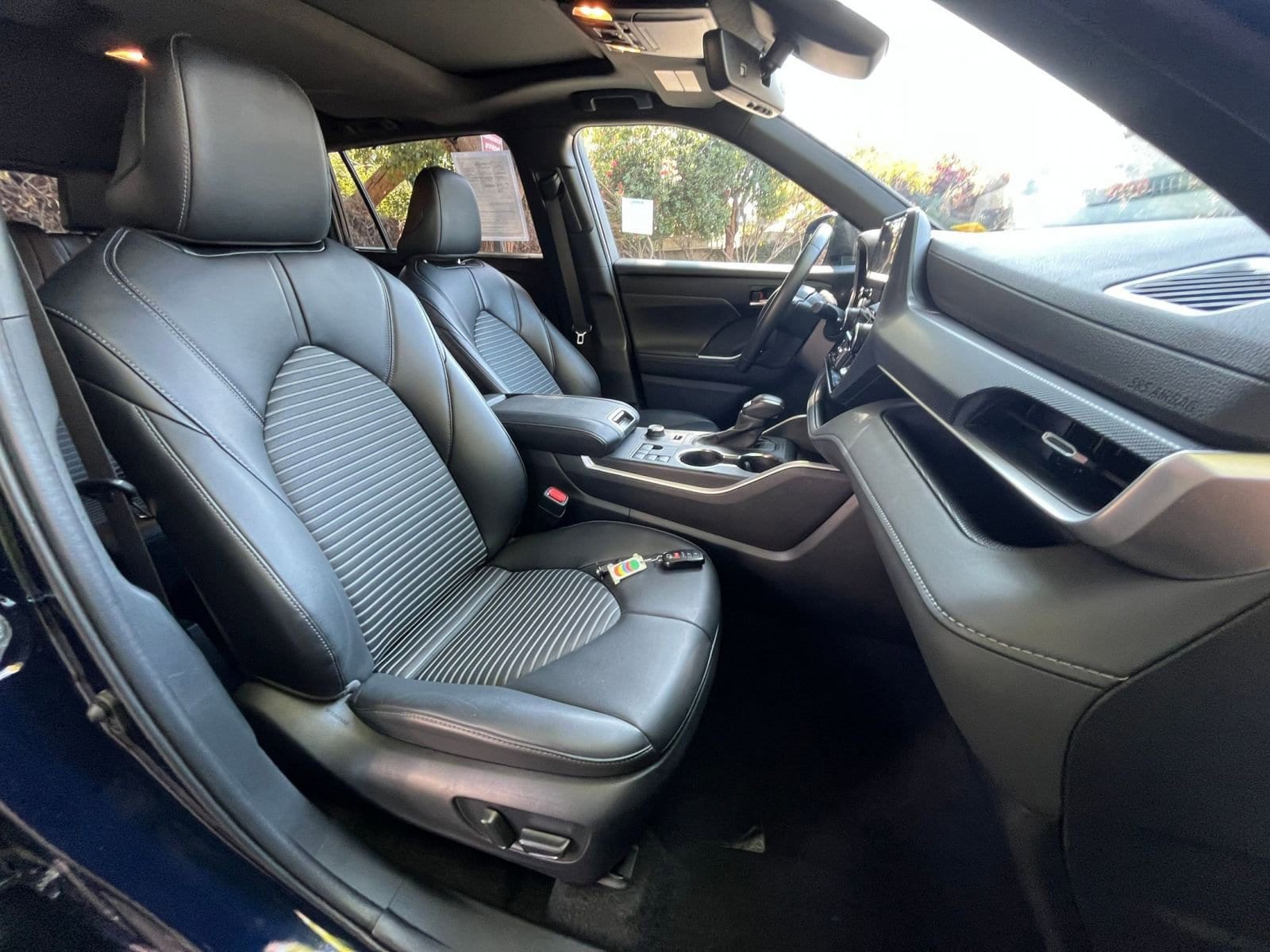 2024 Toyota Highlander XSE 31