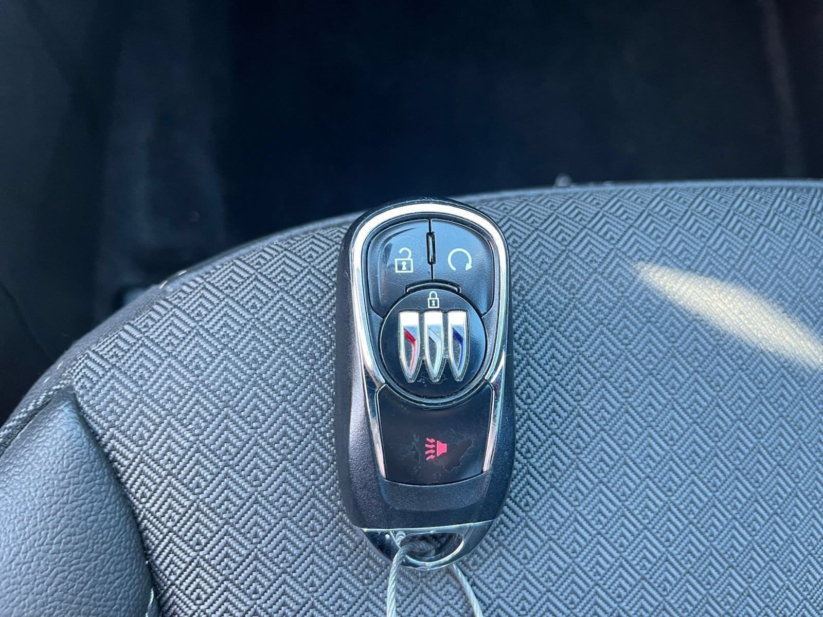 Thumbnail: 2025 Buick Encore GX - 21