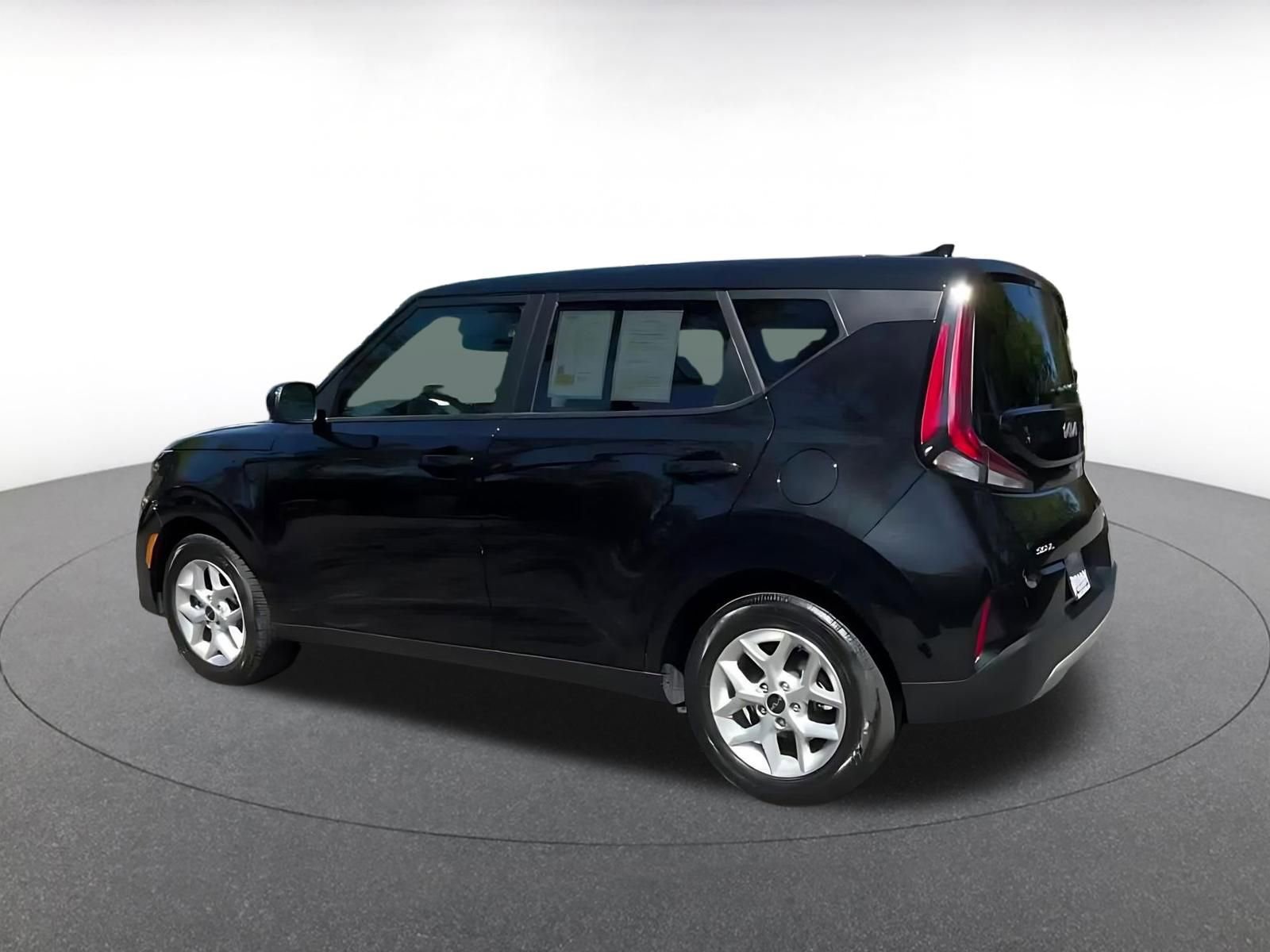 Thumbnail: 2025 Kia Soul - 10