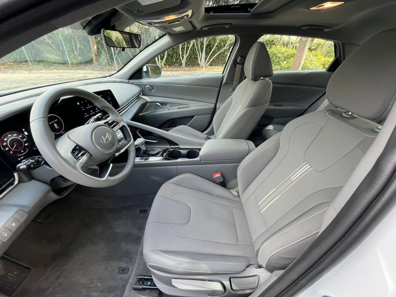 Thumbnail: 2025 Hyundai Elantra - 27