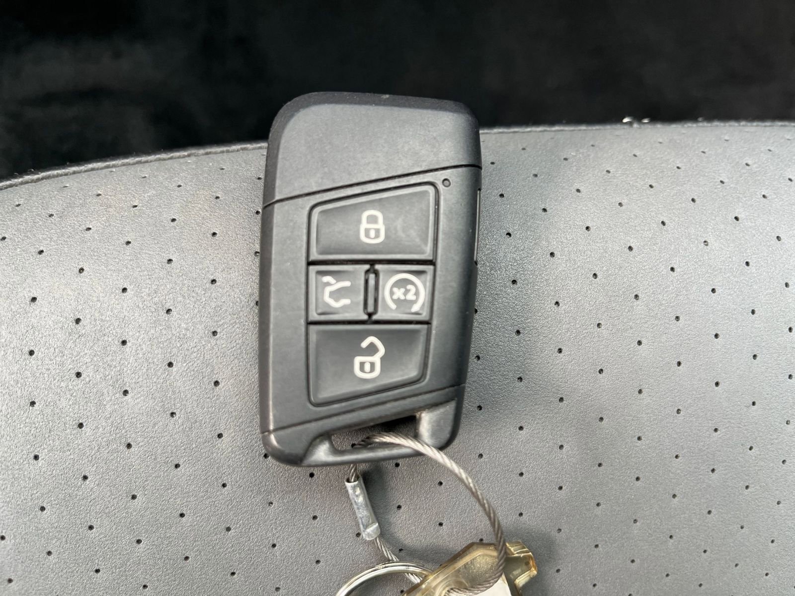 Thumbnail: 2025 Volkswagen Jetta - 24