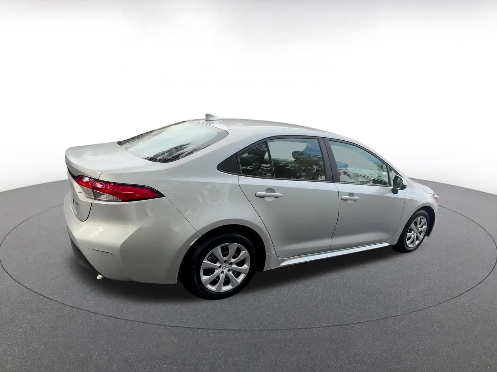 Thumbnail: 2025 Toyota Corolla - 15