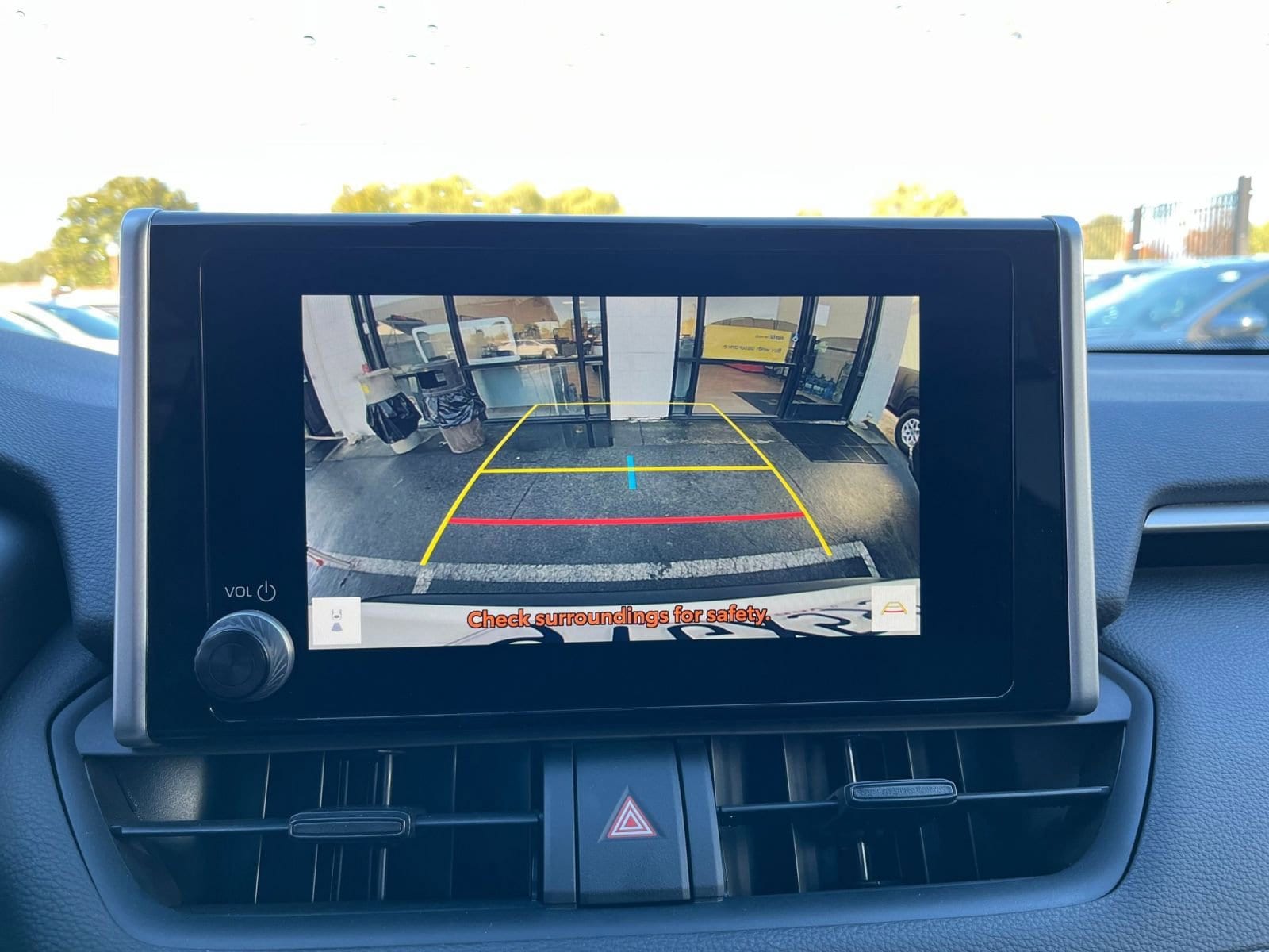 Thumbnail: 2025 Toyota RAV4 - 17