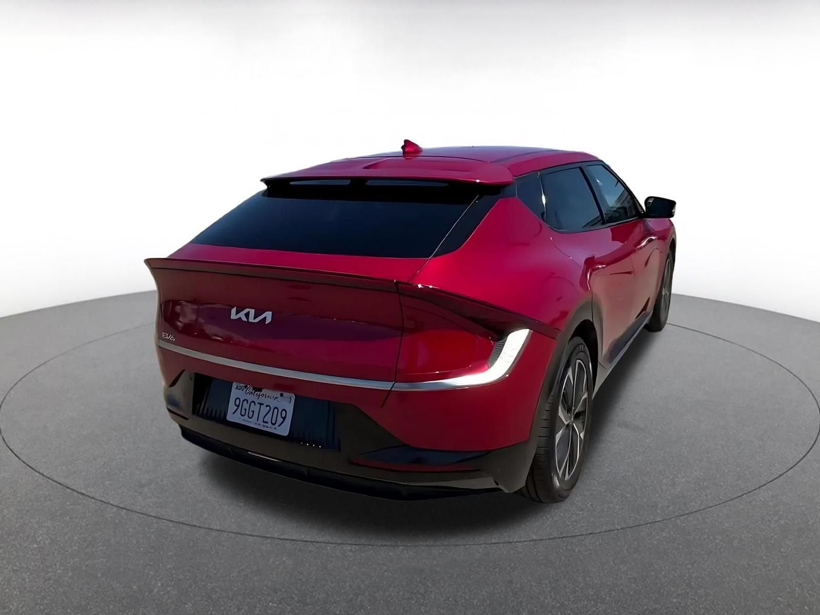 Thumbnail: 2023 Kia EV6 - 14