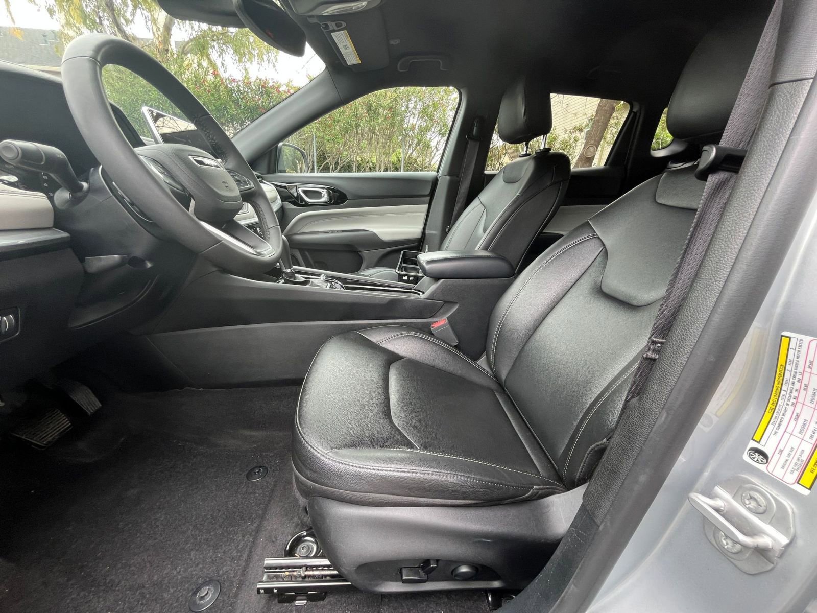 Thumbnail: 2025 Jeep Compass - 28