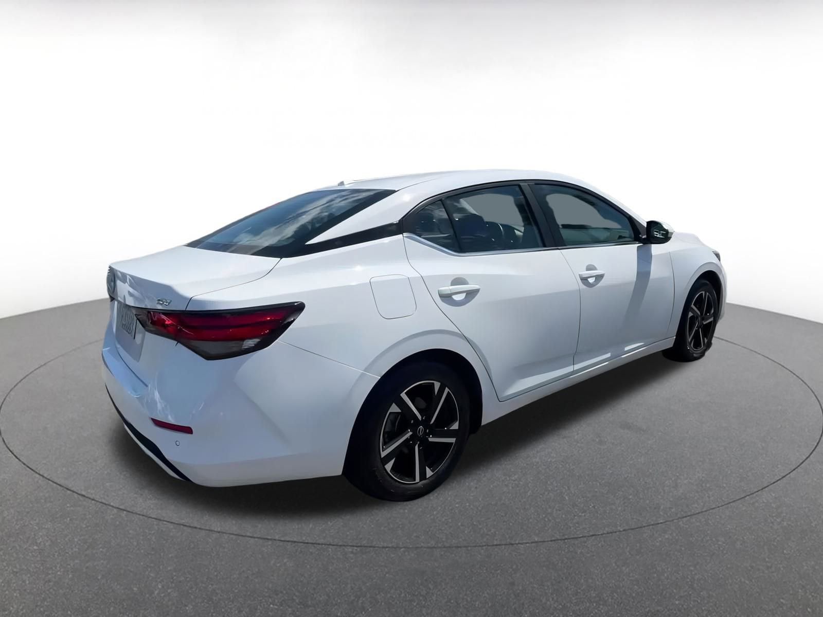Thumbnail: 2024 Nissan Sentra - 12