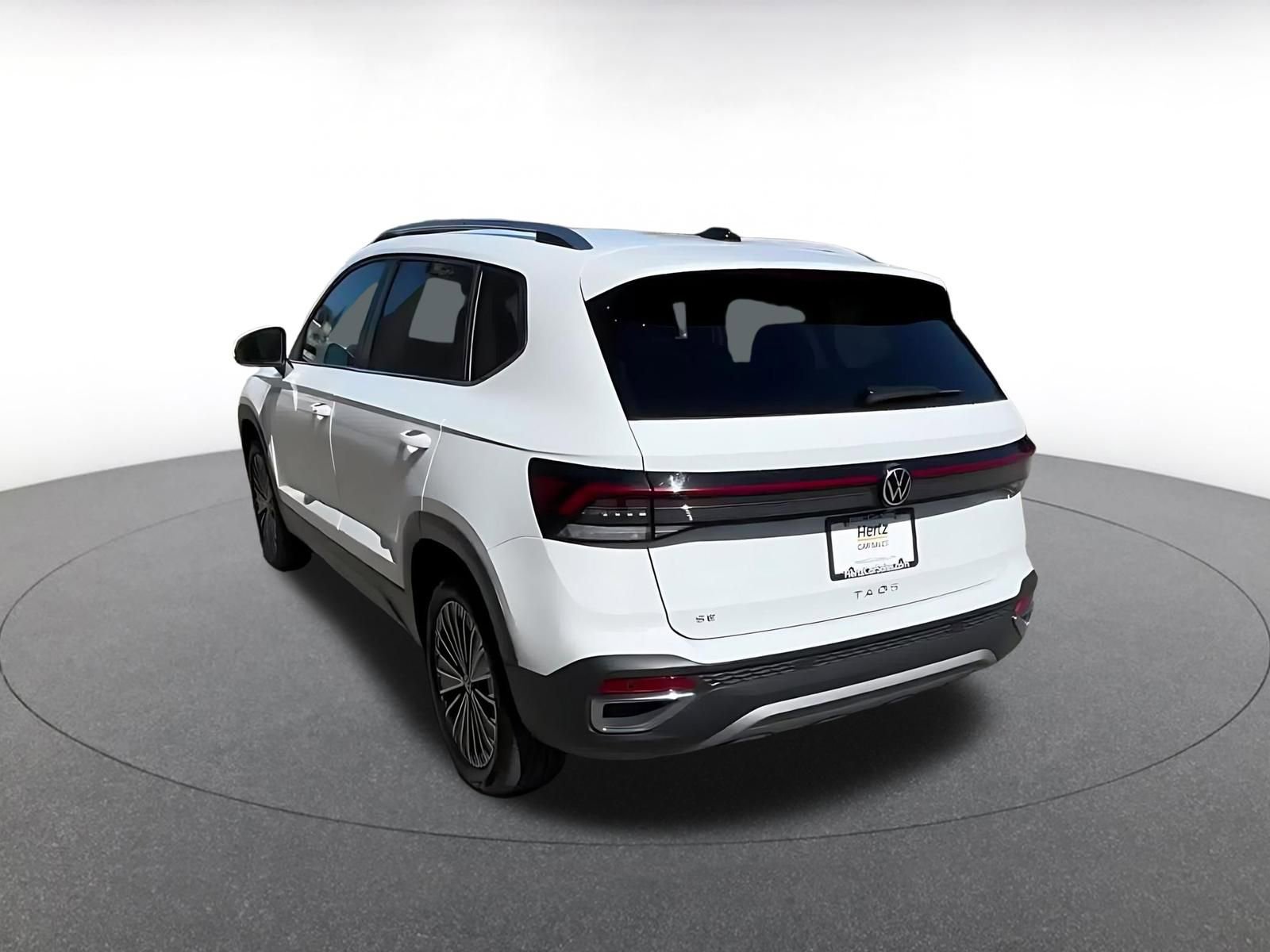 Thumbnail: 2025 Volkswagen Taos - 11