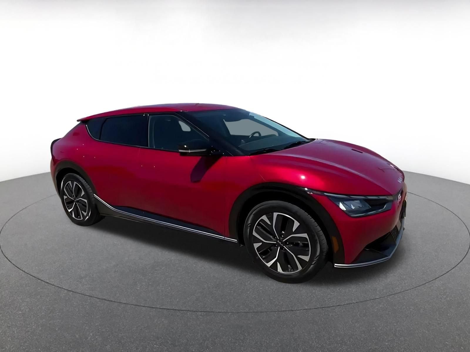 Thumbnail: 2023 Kia EV6 - 2