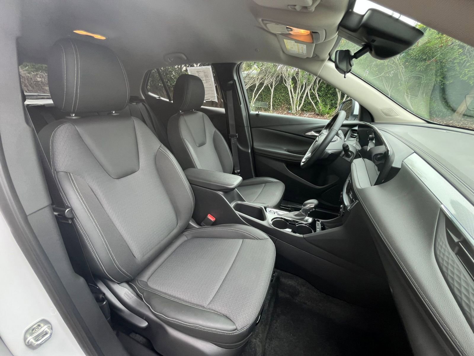 Thumbnail: 2025 Buick Encore GX - 35