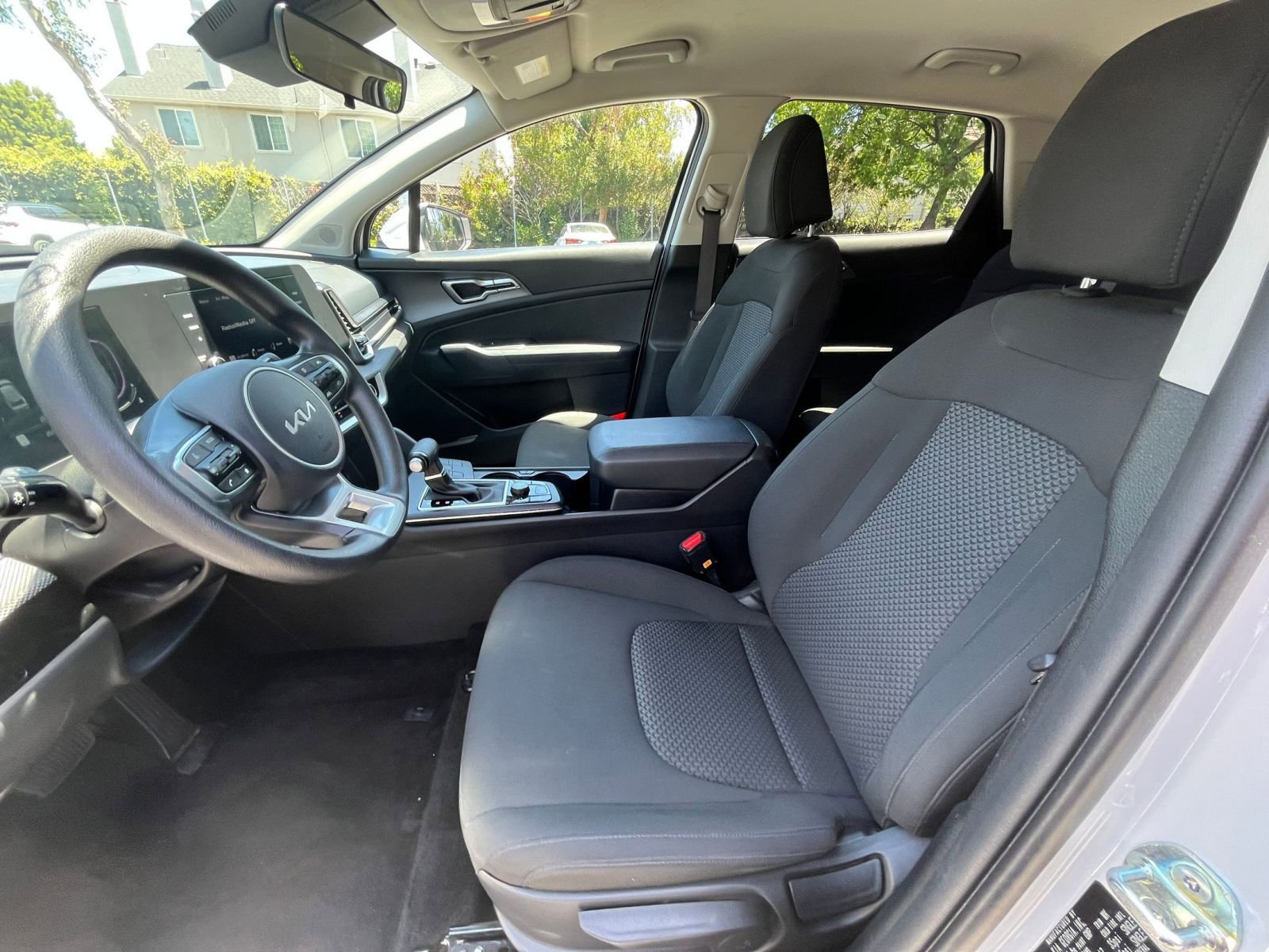 Thumbnail: 2025 Kia Sportage - 25