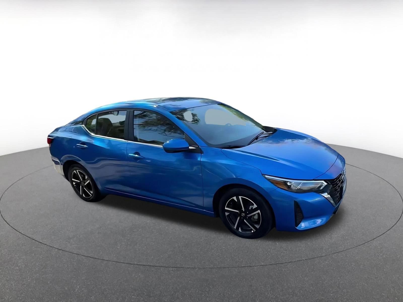 Thumbnail: 2025 Nissan Sentra - 2