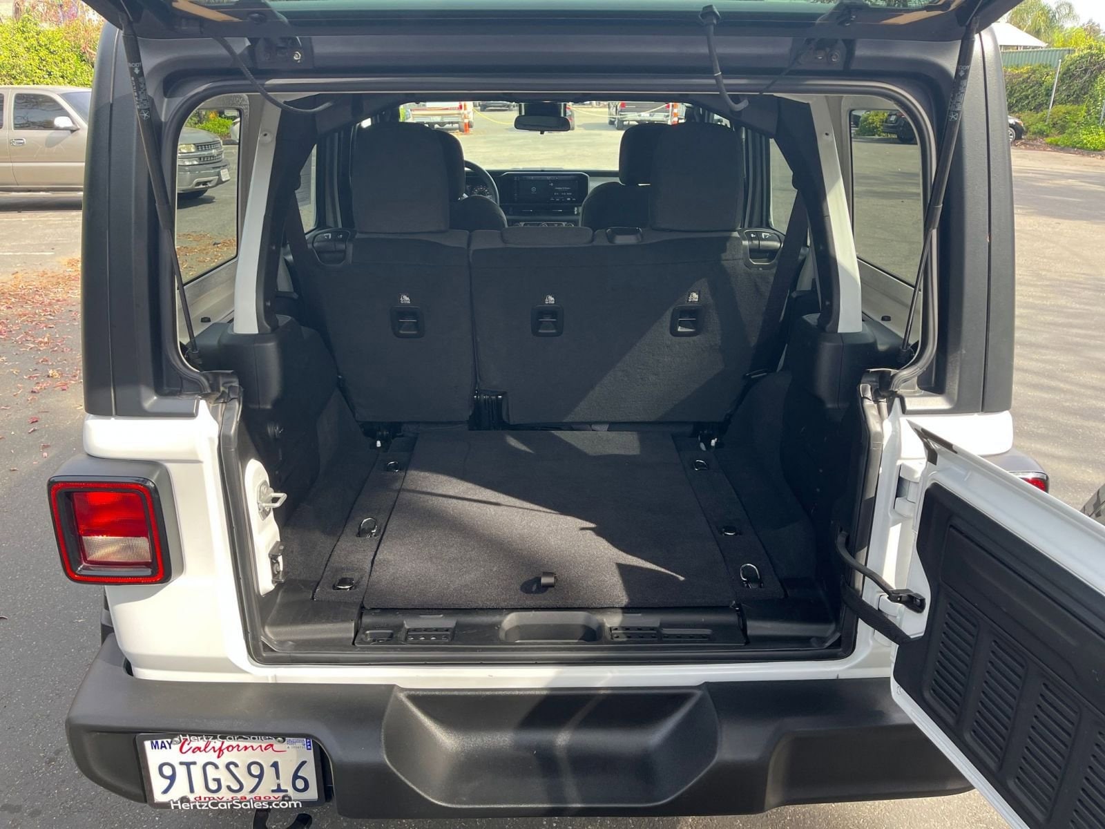 Thumbnail: 2025 Jeep Wrangler - 30