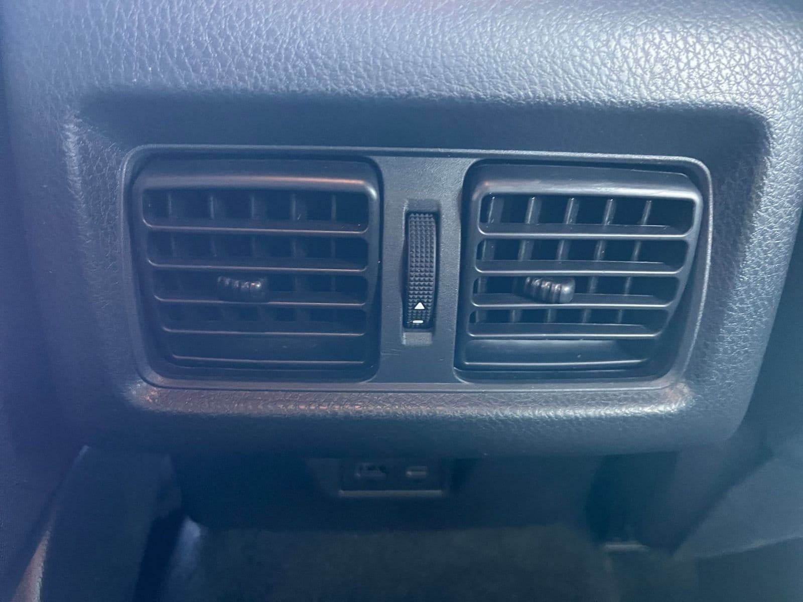 Thumbnail: 2025 Toyota Camry - 23