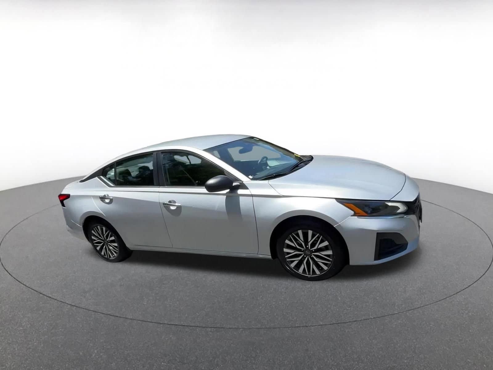 2024 Nissan Altima SV 2