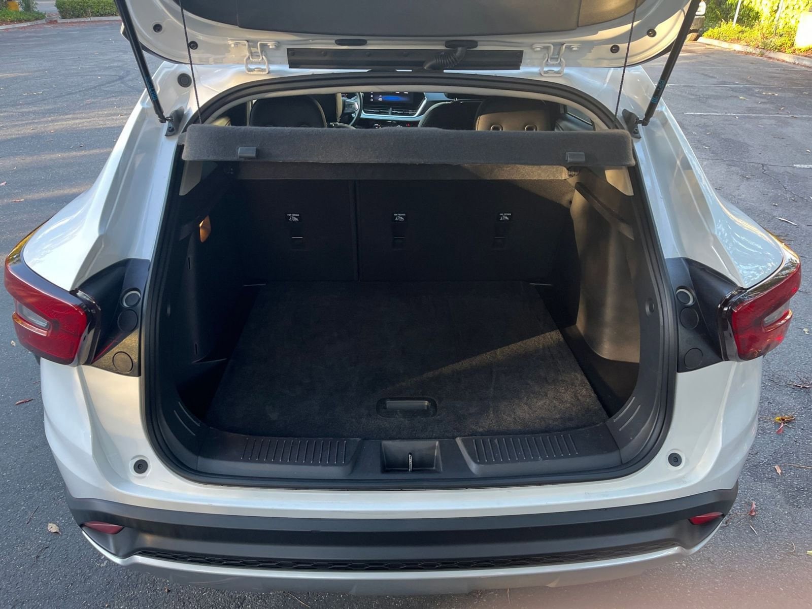 Thumbnail: 2025 Chevrolet Trax - 29