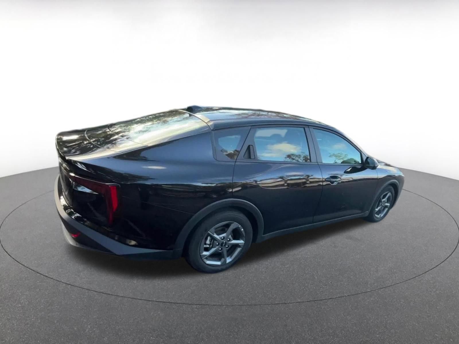 Thumbnail: 2025 Kia K4 - 15