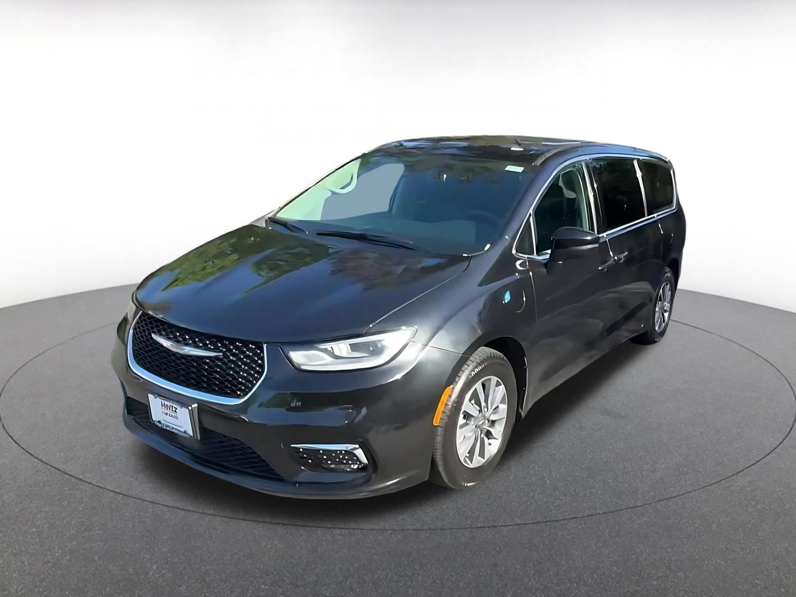 Thumbnail: 2023 Chrysler Pacifica - 7