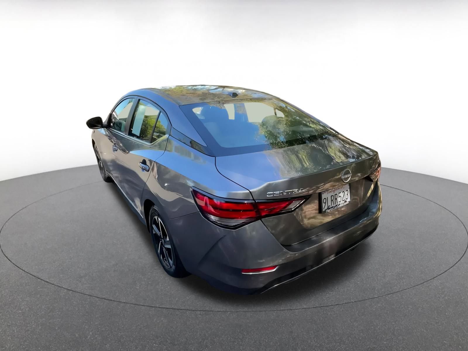 Thumbnail: 2024 Nissan Sentra - 11