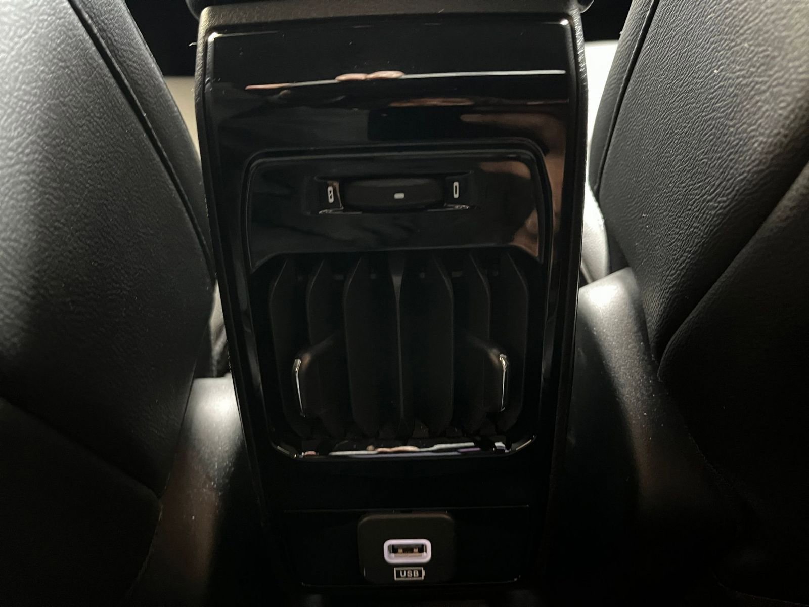 Thumbnail: 2025 Jeep Compass - 23