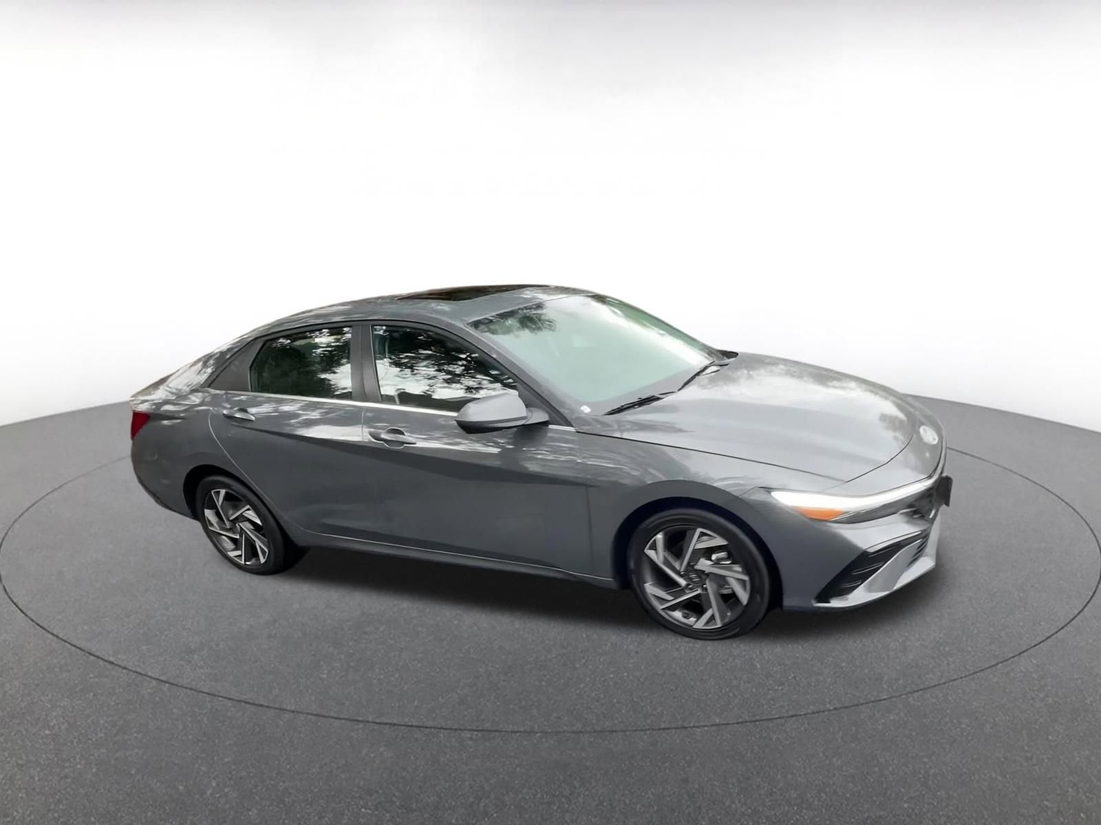 Thumbnail: 2025 Hyundai Elantra - 2