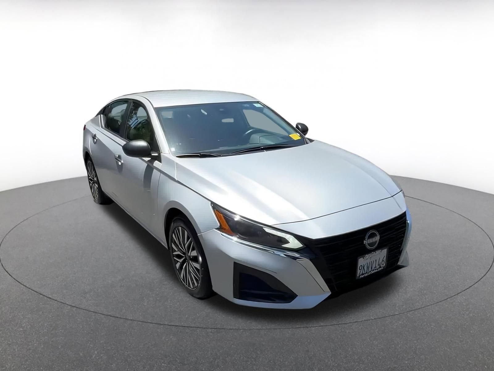 2024 Nissan Altima SV 3
