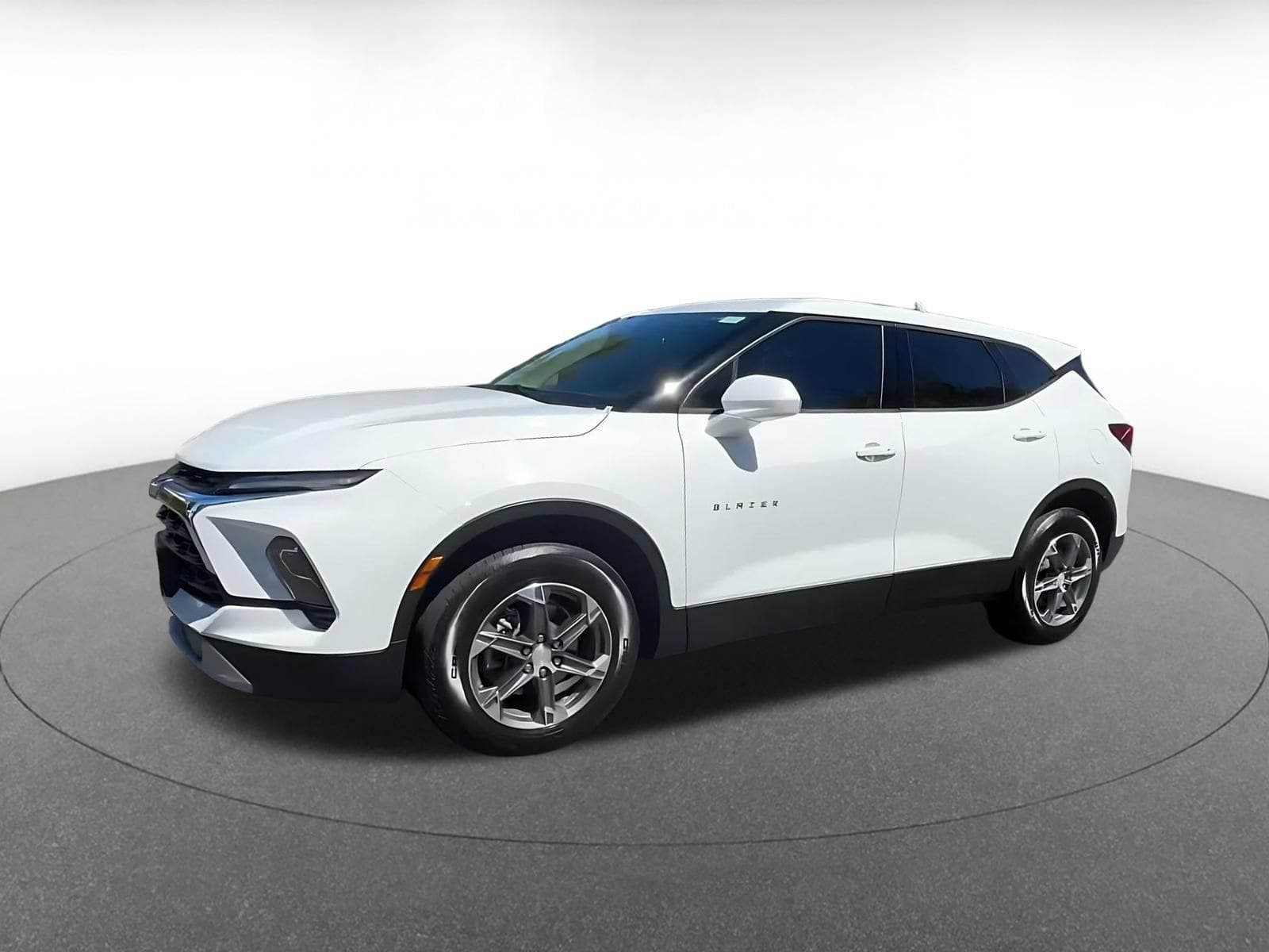 Thumbnail: 2025 Chevrolet Blazer - 6