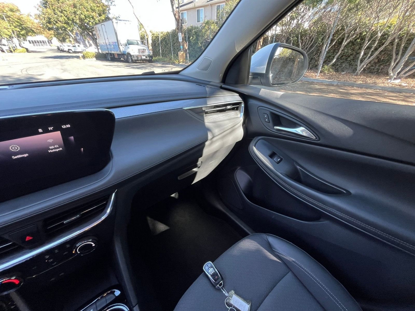 Thumbnail: 2025 Buick Encore GX - 33