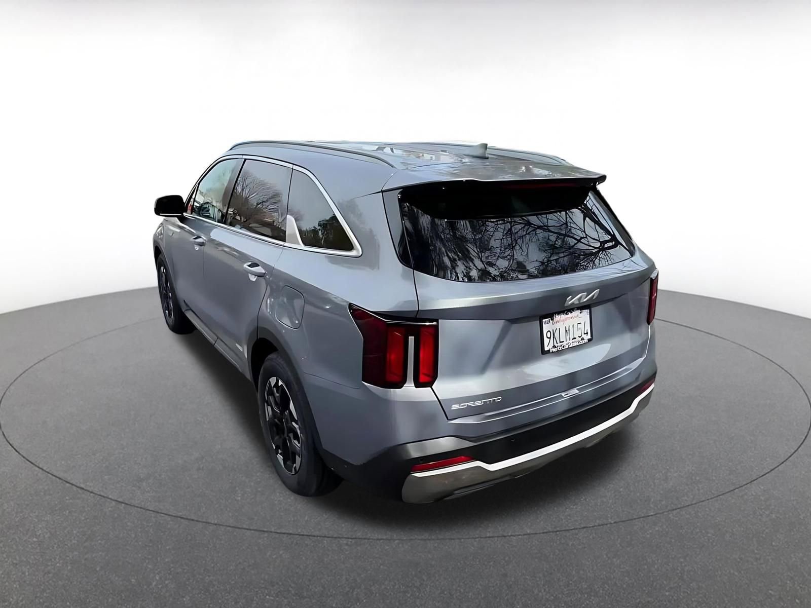 Thumbnail: 2024 Kia Sorento - 11