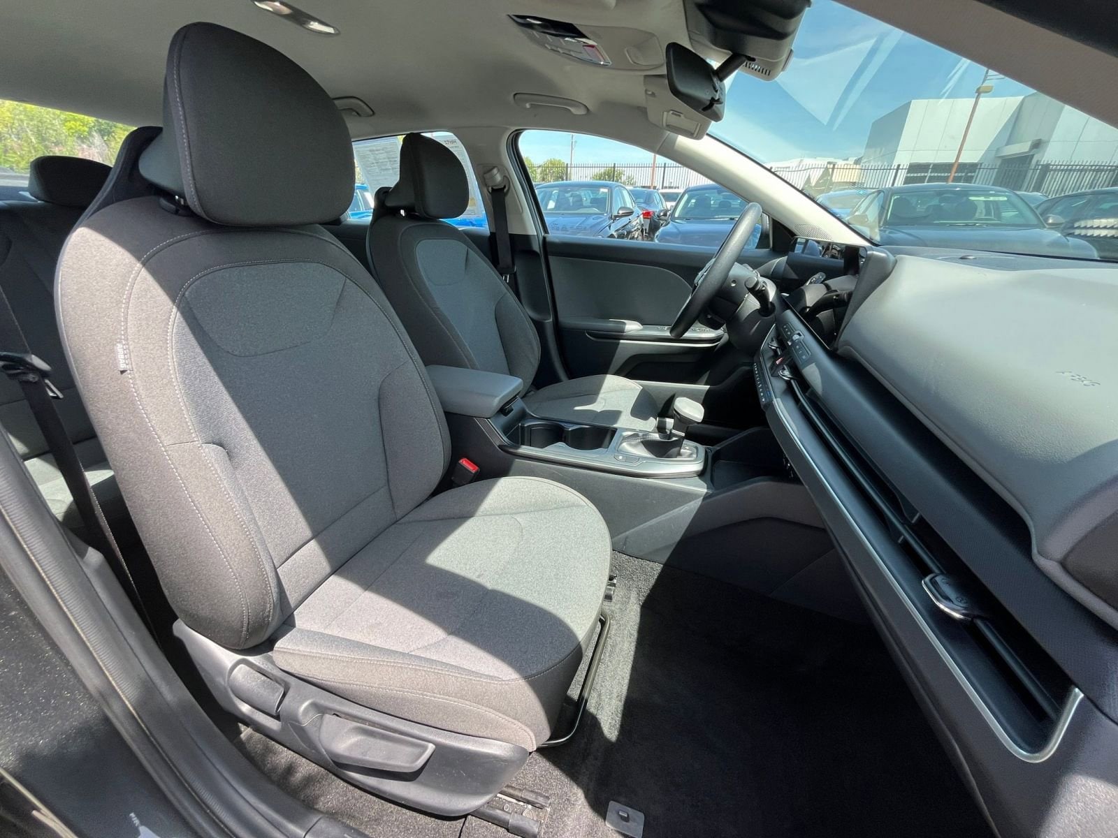 Thumbnail: 2025 Kia K4 - 35