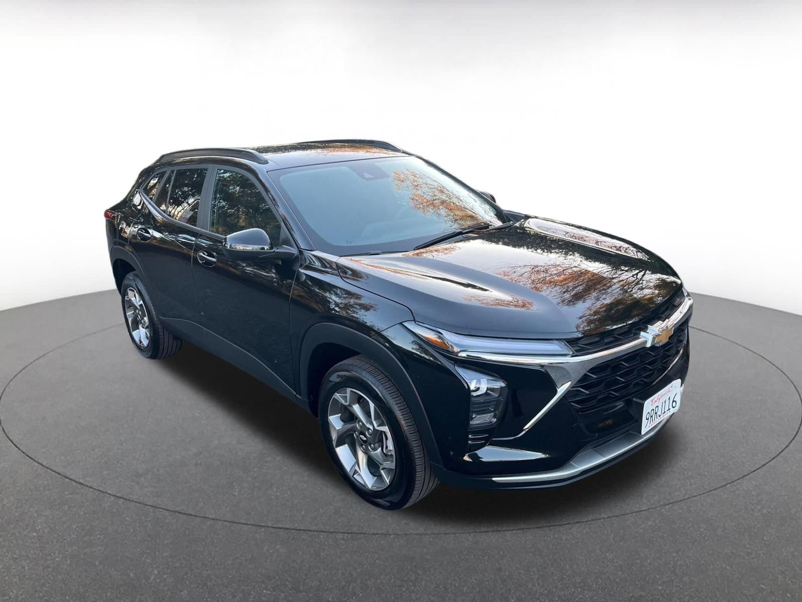 Thumbnail: 2025 Chevrolet Trax - 1