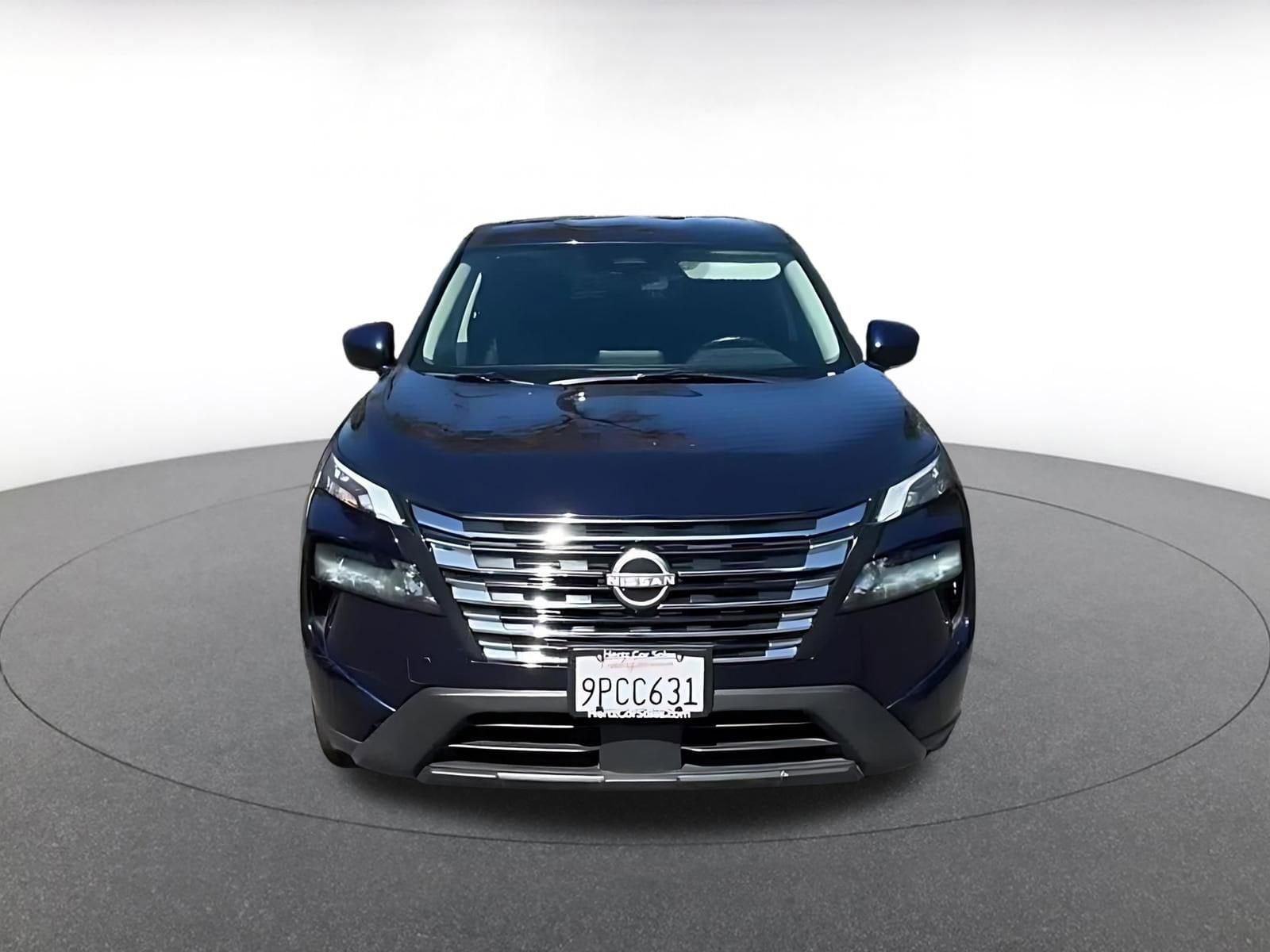 Thumbnail: 2025 Nissan Rogue - 4