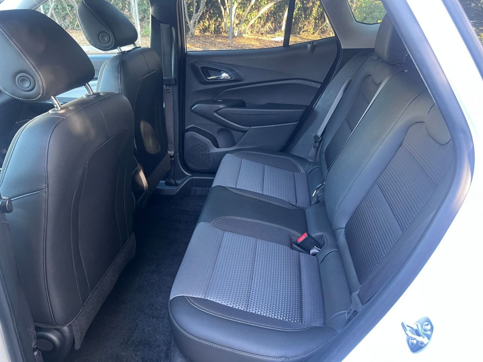 Thumbnail: 2025 Chevrolet Trax - 23