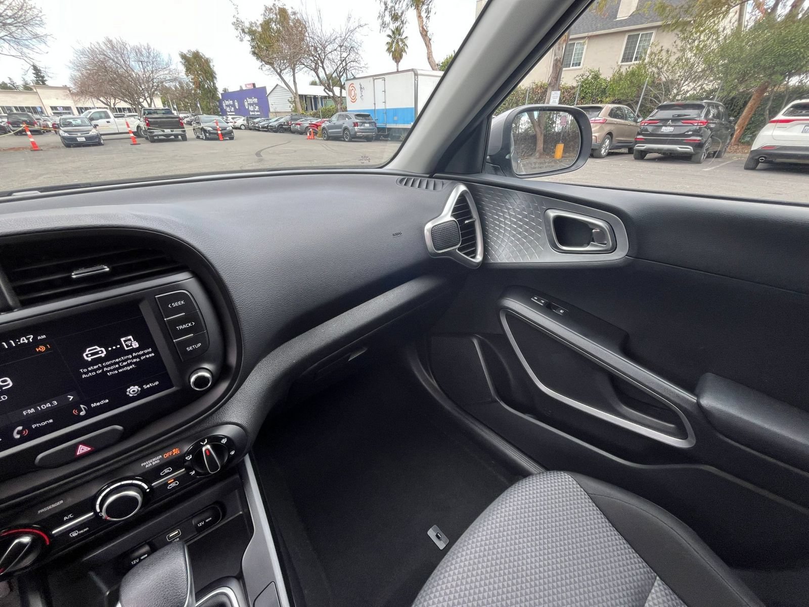 Thumbnail: 2025 Kia Soul - 32