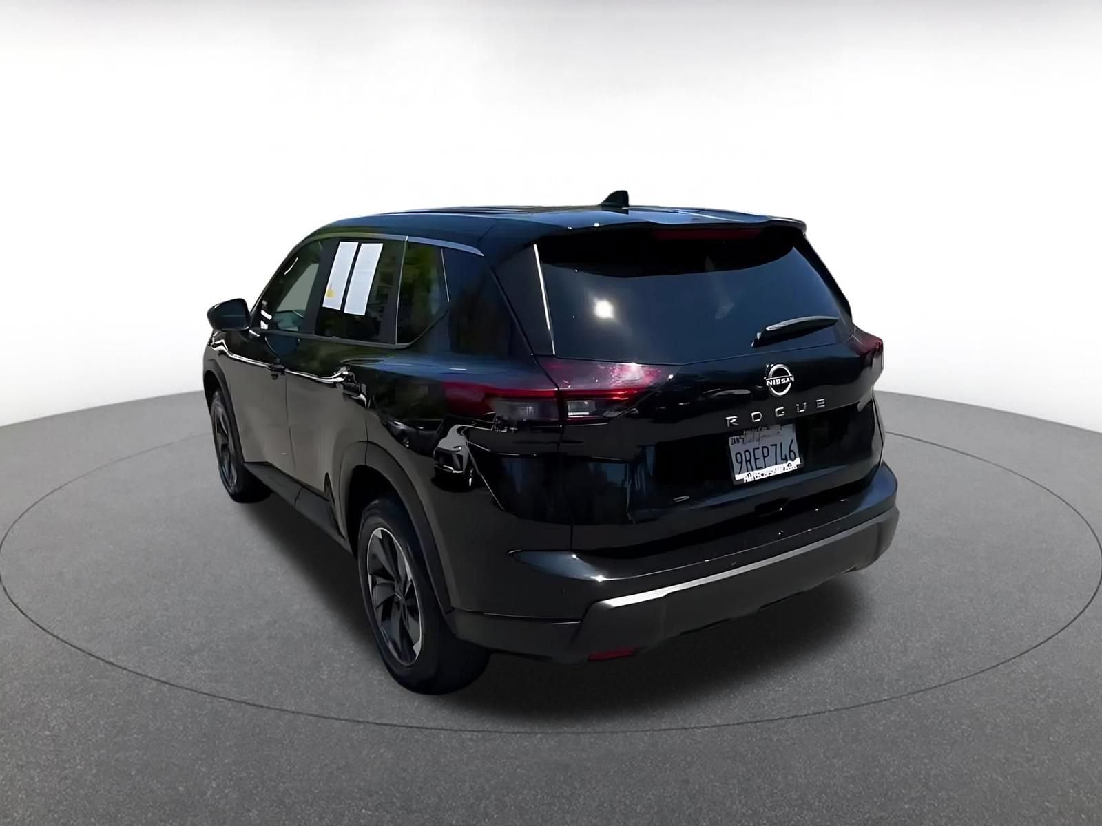 Thumbnail: 2025 Nissan Rogue - 11