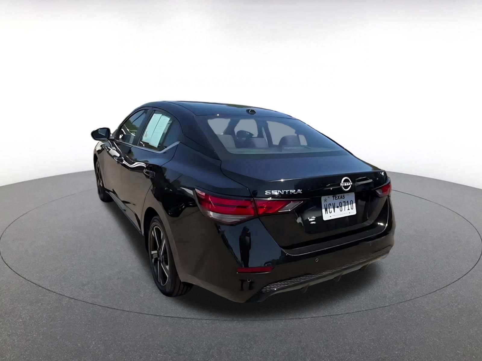 Thumbnail: 2025 Nissan Sentra - 9