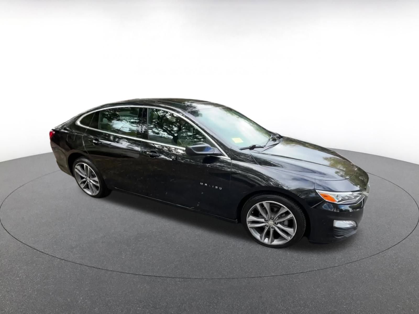 Thumbnail: 2024 Chevrolet Malibu - 2