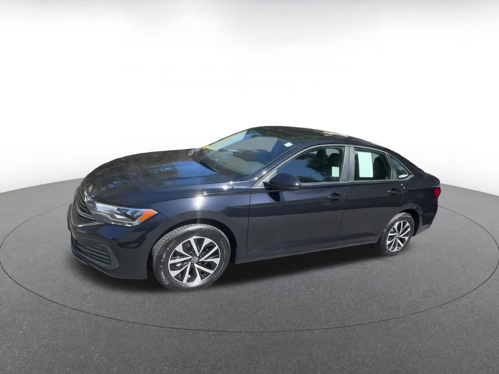Thumbnail: 2024 Volkswagen Jetta - 6