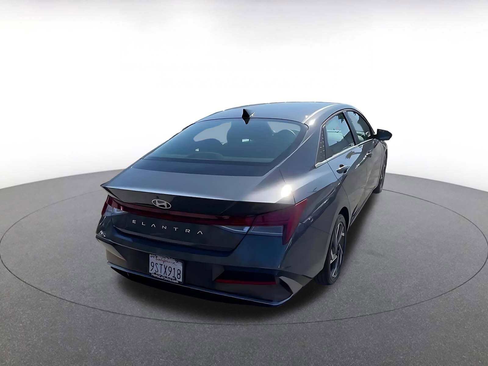 Thumbnail: 2025 Hyundai Elantra - 14