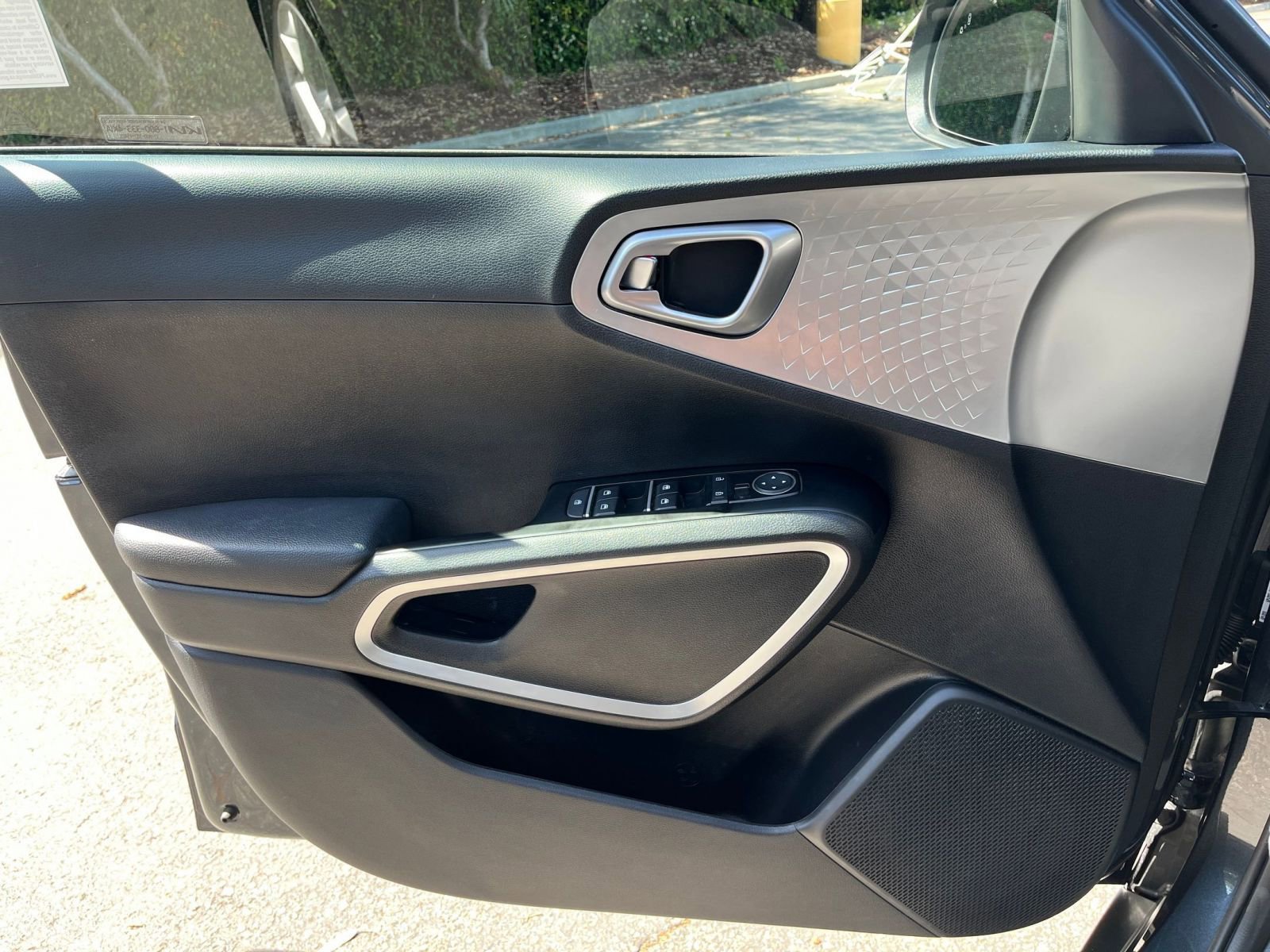 Thumbnail: 2025 Kia Soul - 18