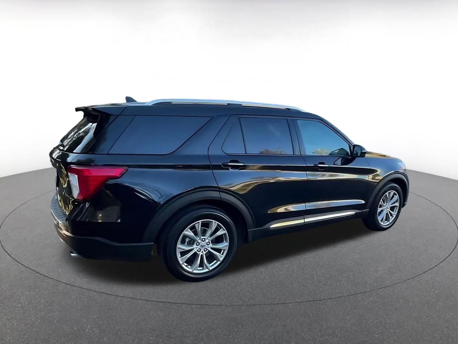 Thumbnail: 2024 Ford Explorer - 15