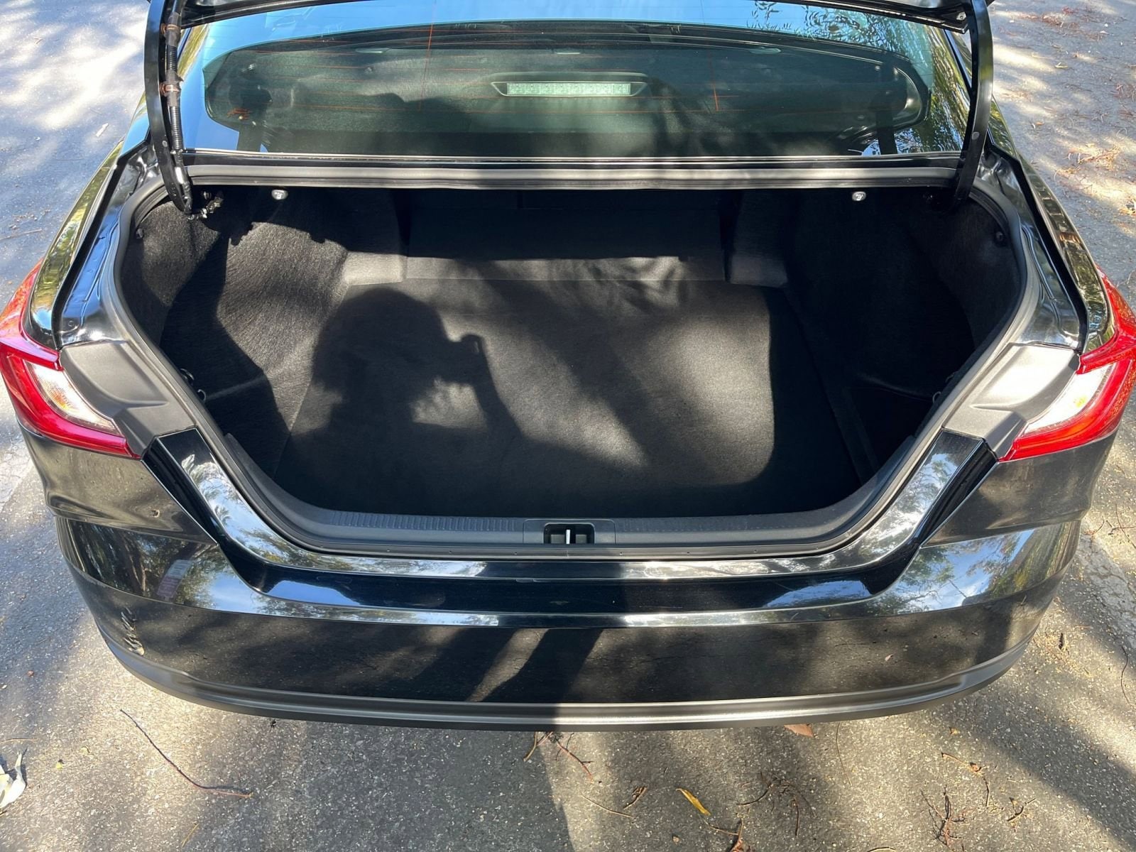 Thumbnail: 2025 Toyota Camry - 30